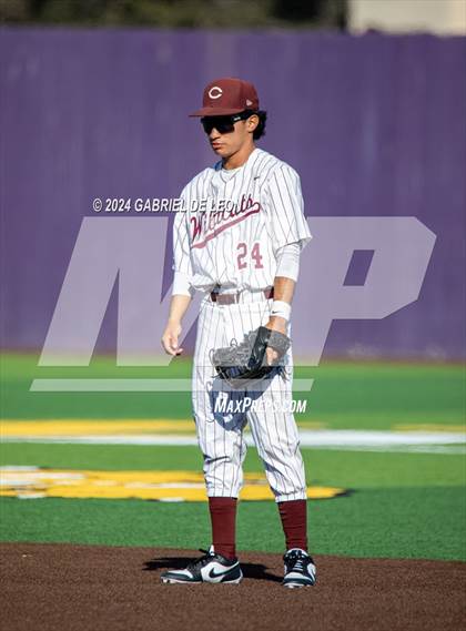 Thumbnail 1 in McAllen vs. Calallen (McAllen Tournament) photogallery.