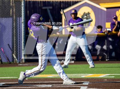 Thumbnail 3 in McAllen vs. Calallen (McAllen Tournament) photogallery.