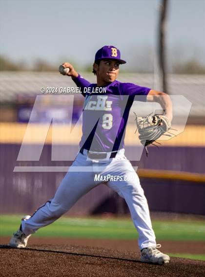 Thumbnail 2 in McAllen vs. Calallen (McAllen Tournament) photogallery.