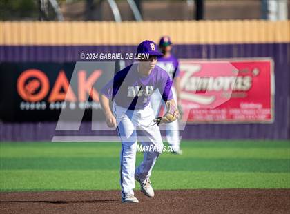Thumbnail 3 in McAllen vs. Calallen (McAllen Tournament) photogallery.