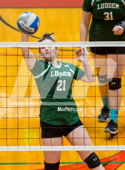 Thumbnail 2 in Bishop Ludden vs. Candor (NYSPHSAA Class D Regional Final) photogallery.