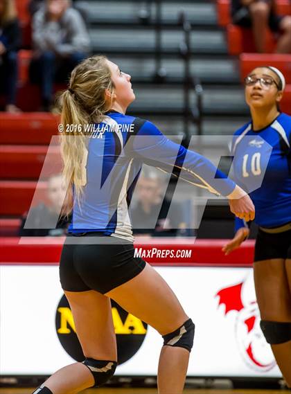 Thumbnail 2 in Bishop Ludden vs. Candor (NYSPHSAA Class D Regional Final) photogallery.