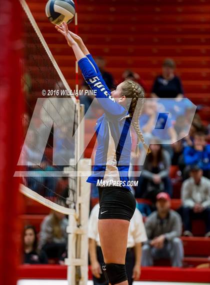 Thumbnail 3 in Bishop Ludden vs. Candor (NYSPHSAA Class D Regional Final) photogallery.
