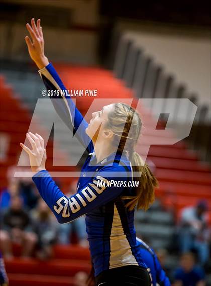 Thumbnail 3 in Bishop Ludden vs. Candor (NYSPHSAA Class D Regional Final) photogallery.