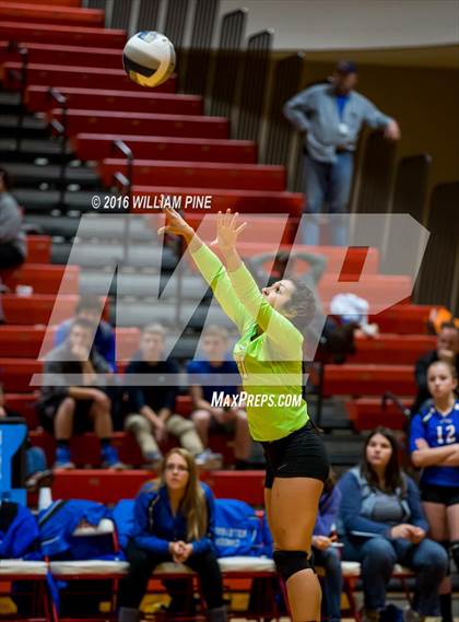 Thumbnail 3 in Bishop Ludden vs. Candor (NYSPHSAA Class D Regional Final) photogallery.