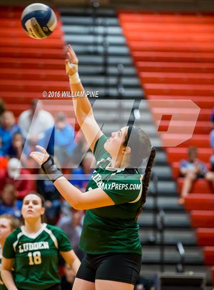 Thumbnail 2 in Bishop Ludden vs. Candor (NYSPHSAA Class D Regional Final) photogallery.