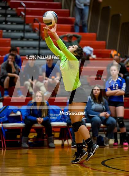 Thumbnail 2 in Bishop Ludden vs. Candor (NYSPHSAA Class D Regional Final) photogallery.