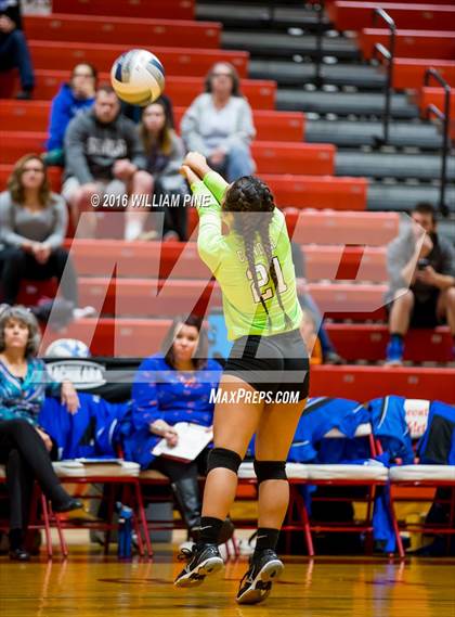Thumbnail 3 in Bishop Ludden vs. Candor (NYSPHSAA Class D Regional Final) photogallery.