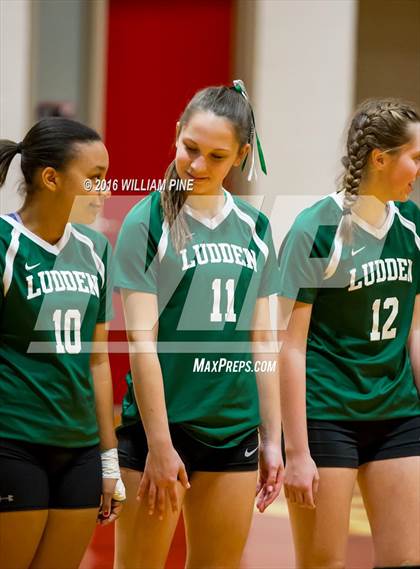 Thumbnail 2 in Bishop Ludden vs. Candor (NYSPHSAA Class D Regional Final) photogallery.