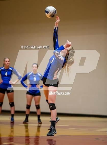 Thumbnail 3 in Bishop Ludden vs. Candor (NYSPHSAA Class D Regional Final) photogallery.