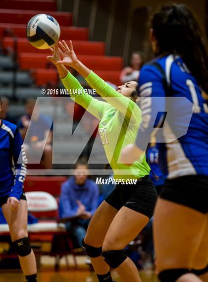 Thumbnail 1 in Bishop Ludden vs. Candor (NYSPHSAA Class D Regional Final) photogallery.