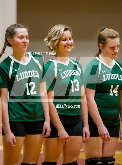 Thumbnail 3 in Bishop Ludden vs. Candor (NYSPHSAA Class D Regional Final) photogallery.
