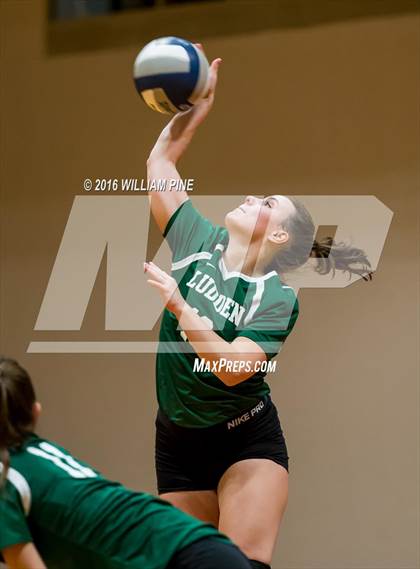 Thumbnail 2 in Bishop Ludden vs. Candor (NYSPHSAA Class D Regional Final) photogallery.
