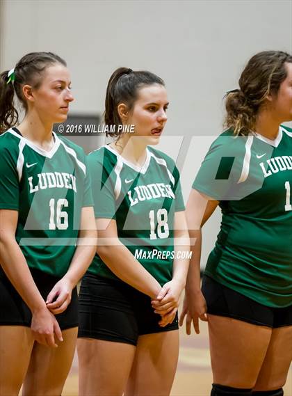 Thumbnail 3 in Bishop Ludden vs. Candor (NYSPHSAA Class D Regional Final) photogallery.