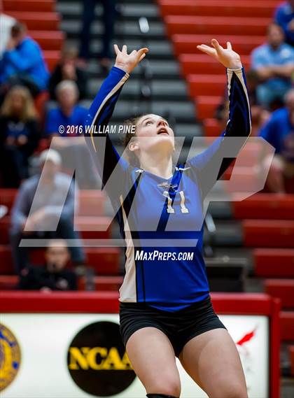 Thumbnail 3 in Bishop Ludden vs. Candor (NYSPHSAA Class D Regional Final) photogallery.