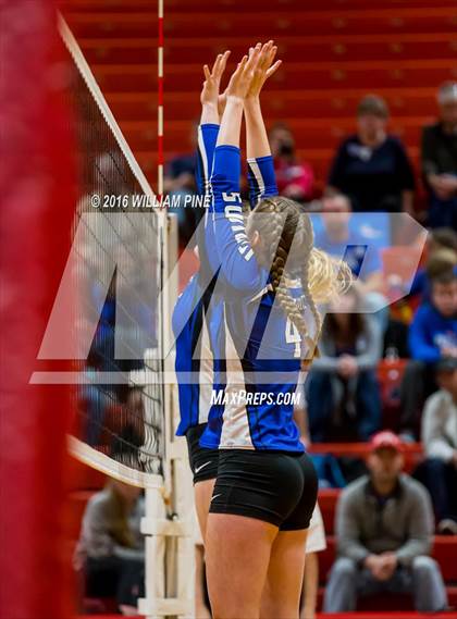 Thumbnail 3 in Bishop Ludden vs. Candor (NYSPHSAA Class D Regional Final) photogallery.