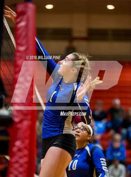 Thumbnail 2 in Bishop Ludden vs. Candor (NYSPHSAA Class D Regional Final) photogallery.