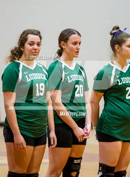 Thumbnail 3 in Bishop Ludden vs. Candor (NYSPHSAA Class D Regional Final) photogallery.