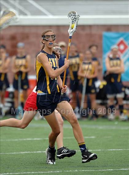 Thumbnail 2 in Carthage vs. Shoreham-Wading River (NYSPHSAA Class C Semifinal) photogallery.