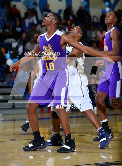 Thumbnail 1 in Lynwood vs. Compton (CIF SS Playoffs) photogallery.