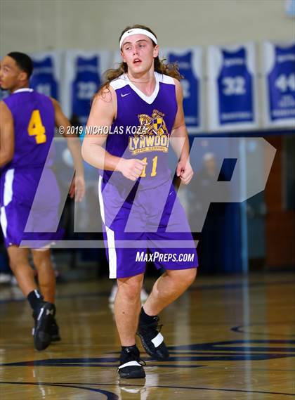 Thumbnail 1 in Lynwood vs. Compton (CIF SS Playoffs) photogallery.