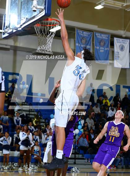 Thumbnail 3 in Lynwood vs. Compton (CIF SS Playoffs) photogallery.