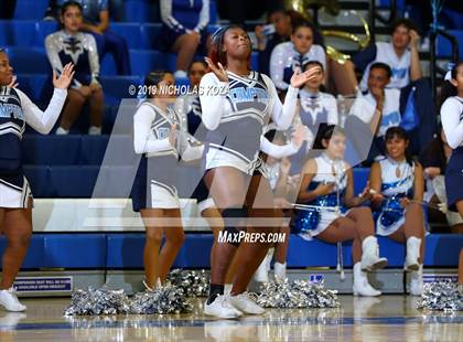 Thumbnail 2 in Lynwood vs. Compton (CIF SS Playoffs) photogallery.