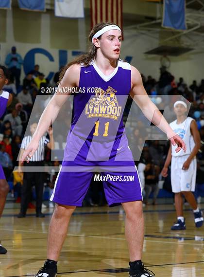 Thumbnail 3 in Lynwood vs. Compton (CIF SS Playoffs) photogallery.