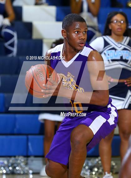 Thumbnail 2 in Lynwood vs. Compton (CIF SS Playoffs) photogallery.