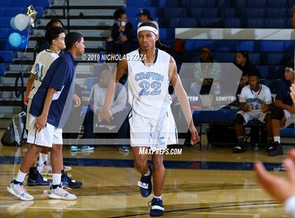 Thumbnail 1 in Lynwood vs. Compton (CIF SS Playoffs) photogallery.