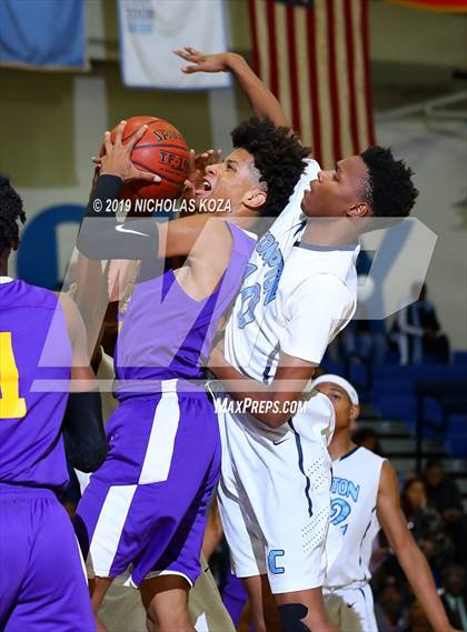 Thumbnail 2 in Lynwood vs. Compton (CIF SS Playoffs) photogallery.