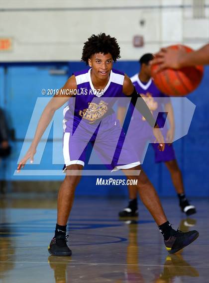 Thumbnail 3 in Lynwood vs. Compton (CIF SS Playoffs) photogallery.