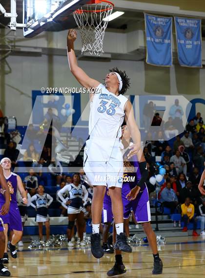 Thumbnail 2 in Lynwood vs. Compton (CIF SS Playoffs) photogallery.