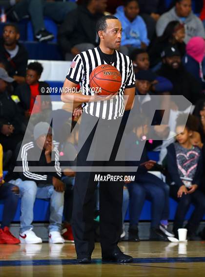 Thumbnail 1 in Lynwood vs. Compton (CIF SS Playoffs) photogallery.