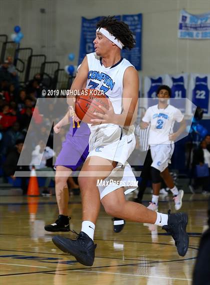 Thumbnail 2 in Lynwood vs. Compton (CIF SS Playoffs) photogallery.