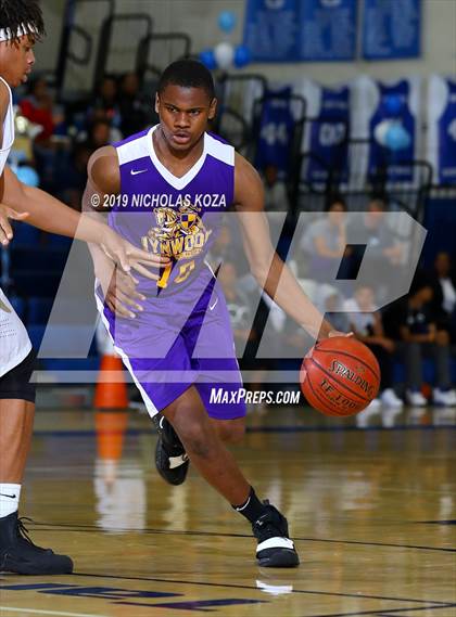 Thumbnail 3 in Lynwood vs. Compton (CIF SS Playoffs) photogallery.