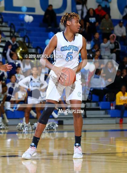 Thumbnail 3 in Lynwood vs. Compton (CIF SS Playoffs) photogallery.