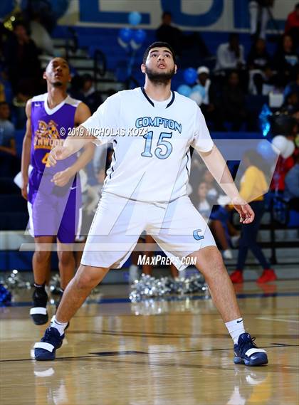 Thumbnail 2 in Lynwood vs. Compton (CIF SS Playoffs) photogallery.