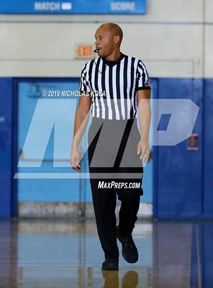 Thumbnail 1 in Lynwood vs. Compton (CIF SS Playoffs) photogallery.