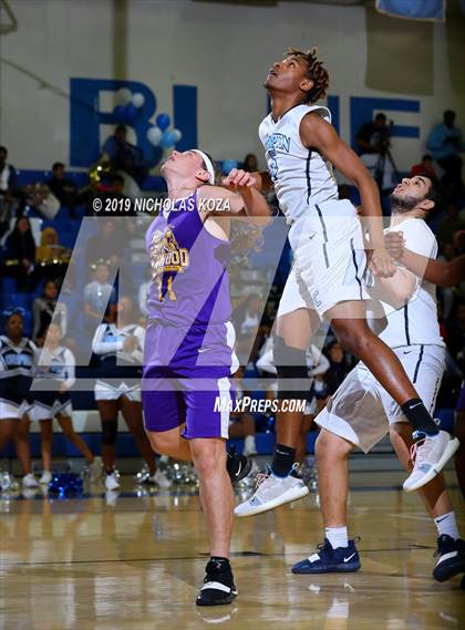 Thumbnail 3 in Lynwood vs. Compton (CIF SS Playoffs) photogallery.