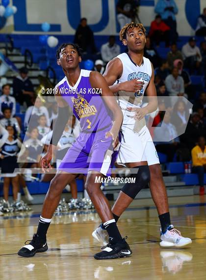 Thumbnail 1 in Lynwood vs. Compton (CIF SS Playoffs) photogallery.