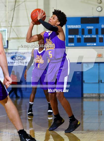 Thumbnail 1 in Lynwood vs. Compton (CIF SS Playoffs) photogallery.