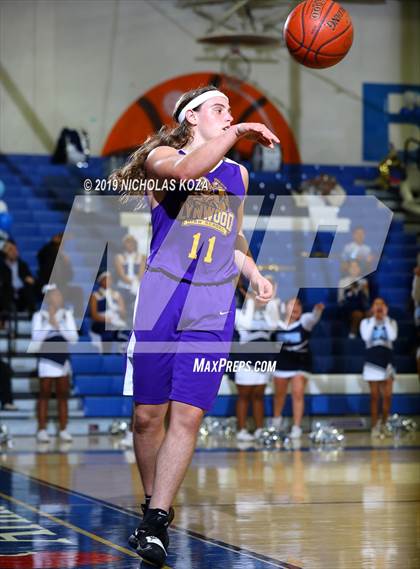 Thumbnail 3 in Lynwood vs. Compton (CIF SS Playoffs) photogallery.