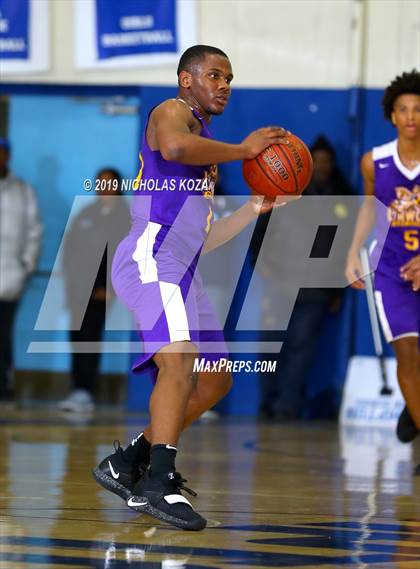 Thumbnail 1 in Lynwood vs. Compton (CIF SS Playoffs) photogallery.