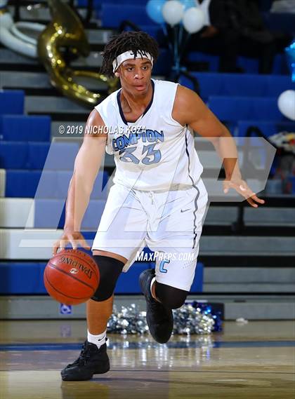 Thumbnail 2 in Lynwood vs. Compton (CIF SS Playoffs) photogallery.