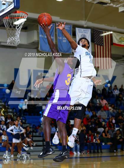 Thumbnail 2 in Lynwood vs. Compton (CIF SS Playoffs) photogallery.