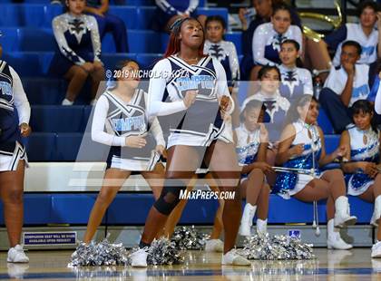 Thumbnail 3 in Lynwood vs. Compton (CIF SS Playoffs) photogallery.