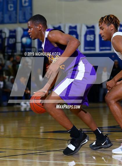 Thumbnail 2 in Lynwood vs. Compton (CIF SS Playoffs) photogallery.