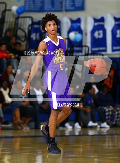 Thumbnail 2 in Lynwood vs. Compton (CIF SS Playoffs) photogallery.