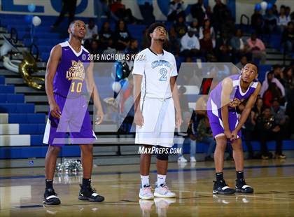 Thumbnail 3 in Lynwood vs. Compton (CIF SS Playoffs) photogallery.